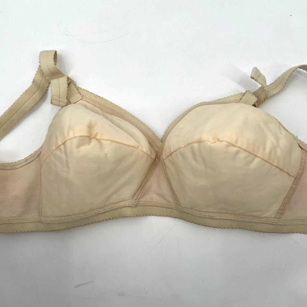 Vintage JCPenny Adonna Cross Front Bra Size 36C Style 2377 Nude Lace Bullet Bra - Picture 6 of 8